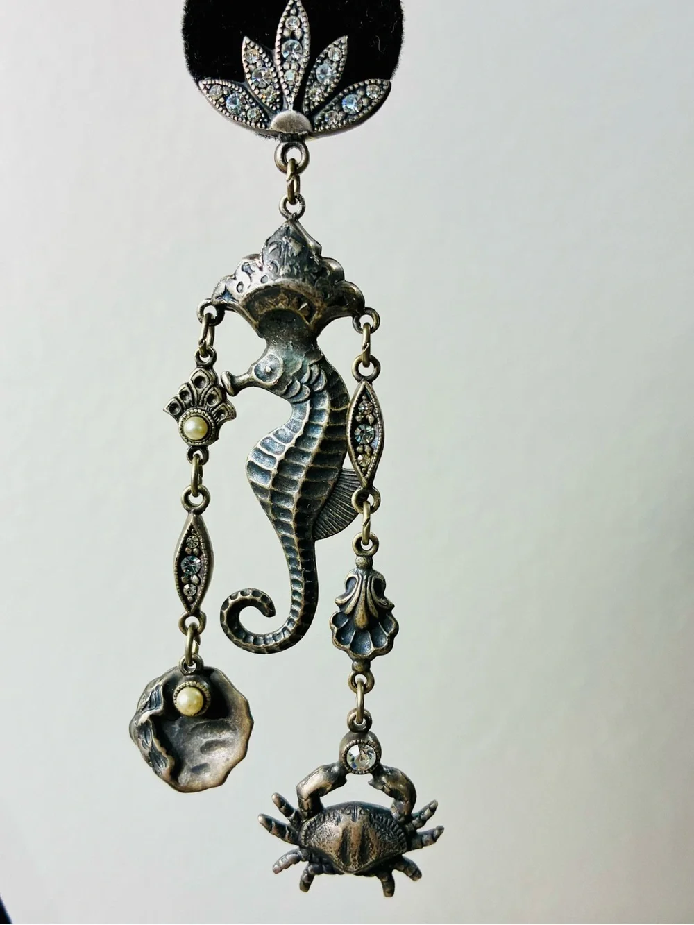 VTG Banana Bob Art Deco Style Sea Horse Dangling Chandelier Pierced Earrings EUC